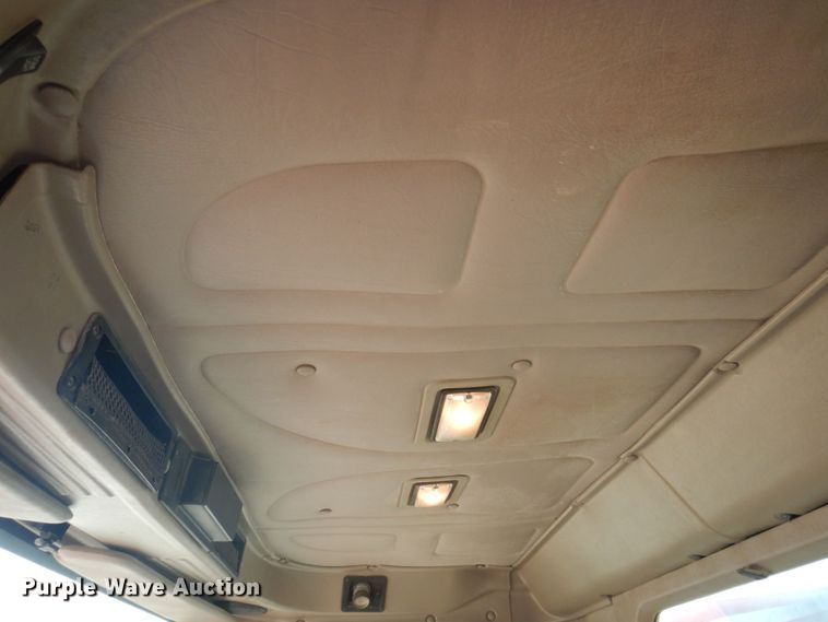 image for item DP0309 2004 International 5600i  ready mix truck