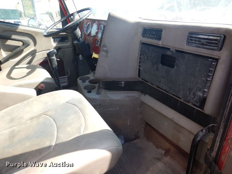 image for item DP0309 2004 International 5600i  ready mix truck