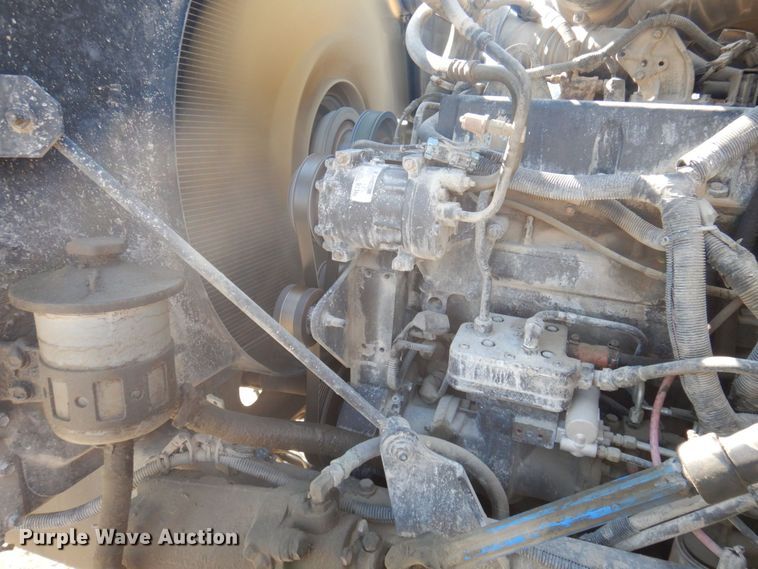 image for item DP0309 2004 International 5600i  ready mix truck