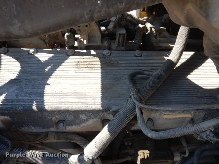 image for item DP0309 2004 International 5600i  ready mix truck