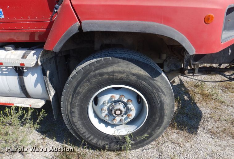 image for item DP0309 2004 International 5600i  ready mix truck