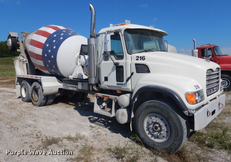 image for item DP0310 2005 Mack CV513  ready mix truck