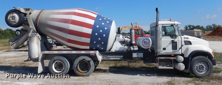 image for item DP0310 2005 Mack CV513  ready mix truck