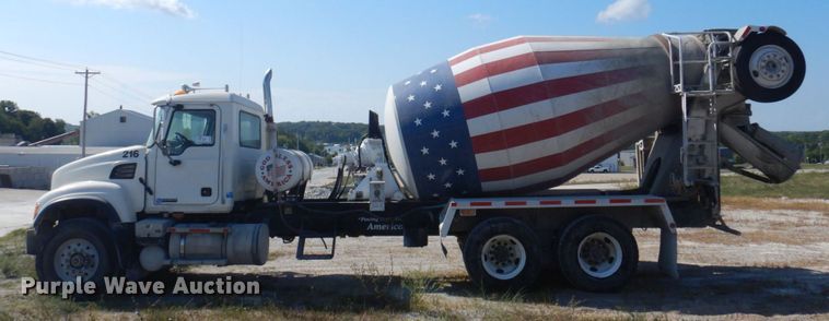 image for item DP0310 2005 Mack CV513  ready mix truck