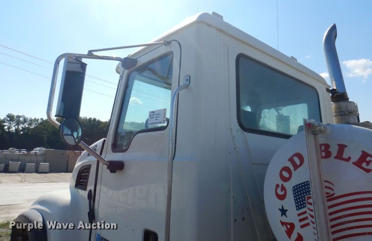 image for item DP0310 2005 Mack CV513  ready mix truck