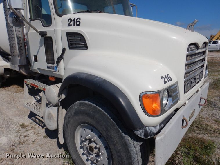 image for item DP0310 2005 Mack CV513  ready mix truck