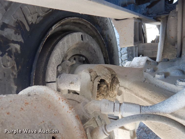 image for item DP0310 2005 Mack CV513  ready mix truck