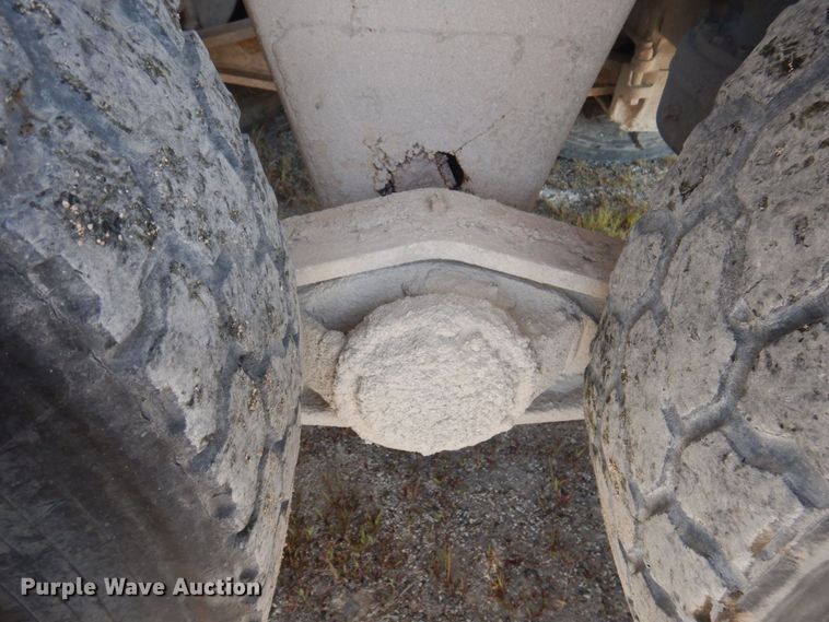 image for item DP0310 2005 Mack CV513  ready mix truck