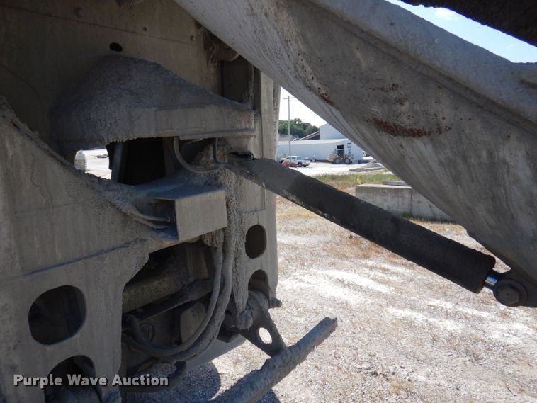 image for item DP0310 2005 Mack CV513  ready mix truck