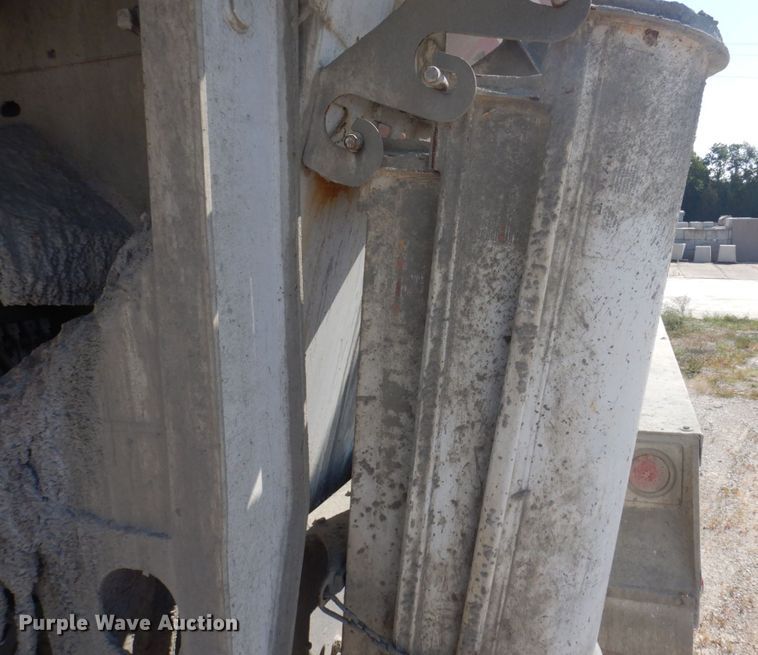 image for item DP0310 2005 Mack CV513  ready mix truck