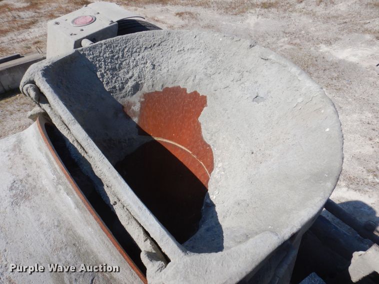 image for item DP0310 2005 Mack CV513  ready mix truck