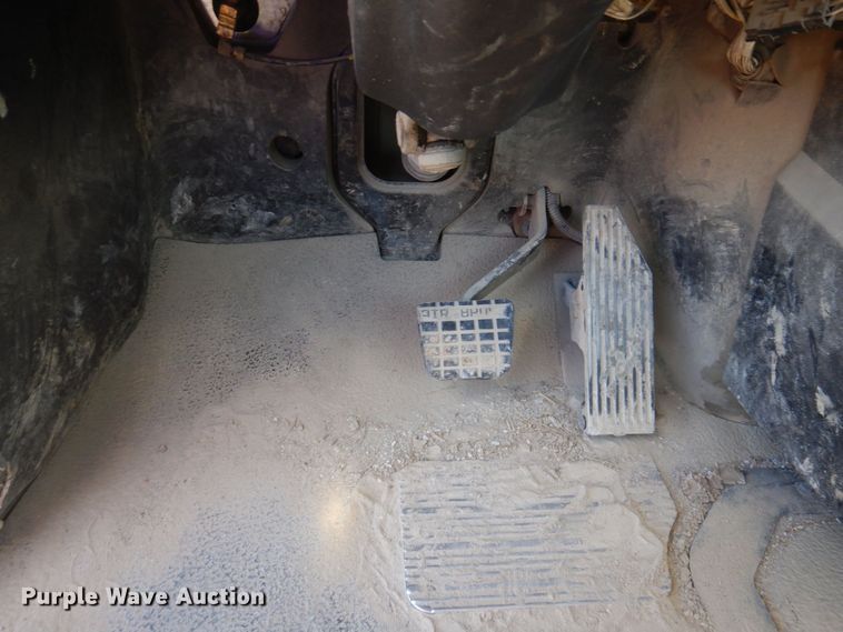 image for item DP0310 2005 Mack CV513  ready mix truck