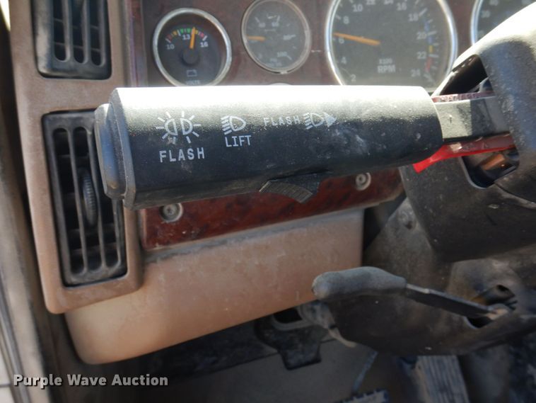 image for item DP0310 2005 Mack CV513  ready mix truck