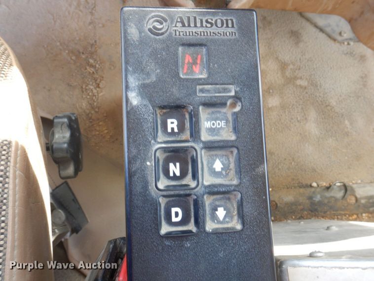 image for item DP0310 2005 Mack CV513  ready mix truck