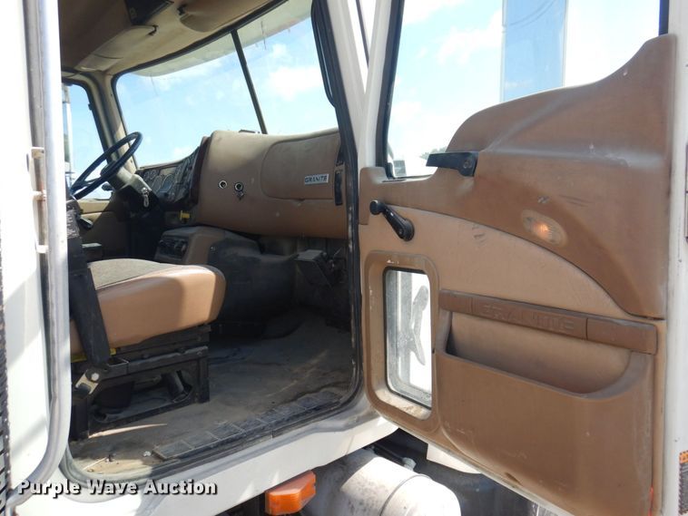 image for item DP0310 2005 Mack CV513  ready mix truck