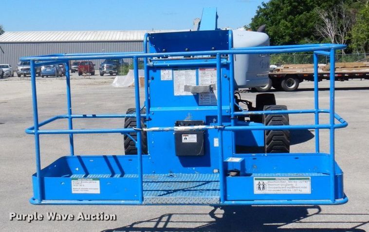 image for item DQ7214 2008 Genie S-60  boom lift