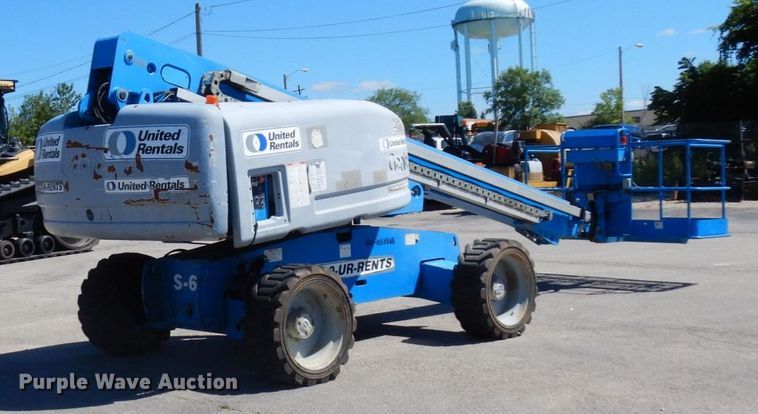 image for item DQ7214 2008 Genie S-60  boom lift