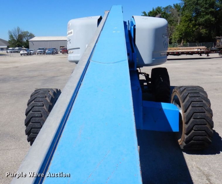 image for item DQ7214 2008 Genie S-60  boom lift