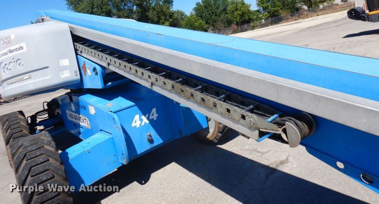 image for item DQ7214 2008 Genie S-60  boom lift