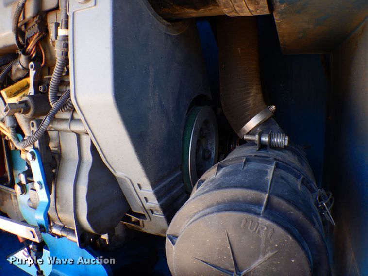 image for item DQ7214 2008 Genie S-60  boom lift