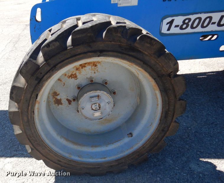 image for item DQ7214 2008 Genie S-60  boom lift