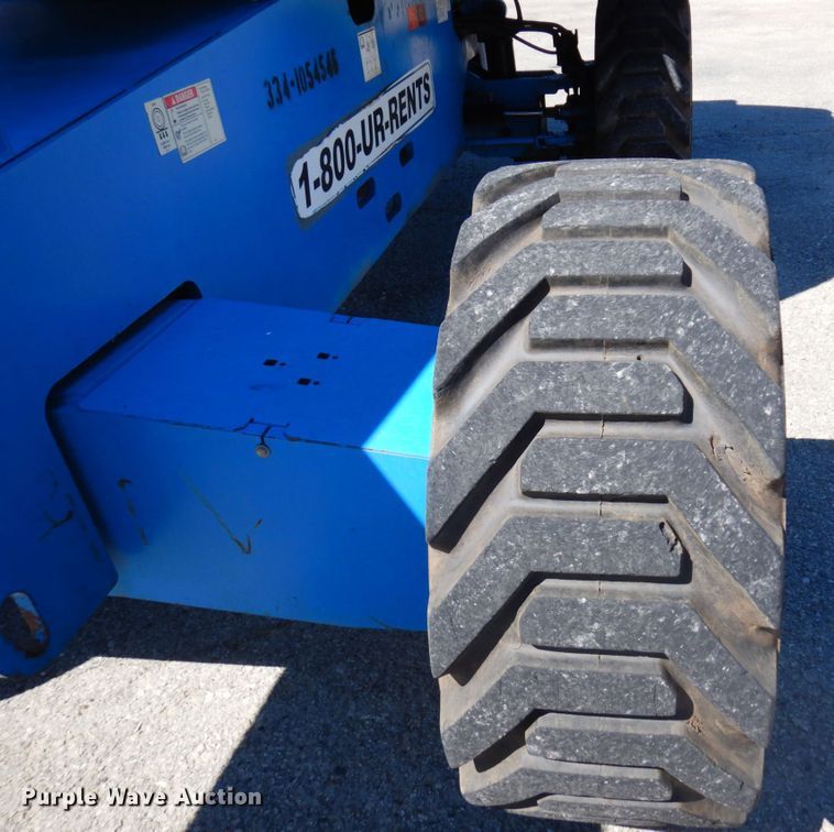 image for item DQ7214 2008 Genie S-60  boom lift