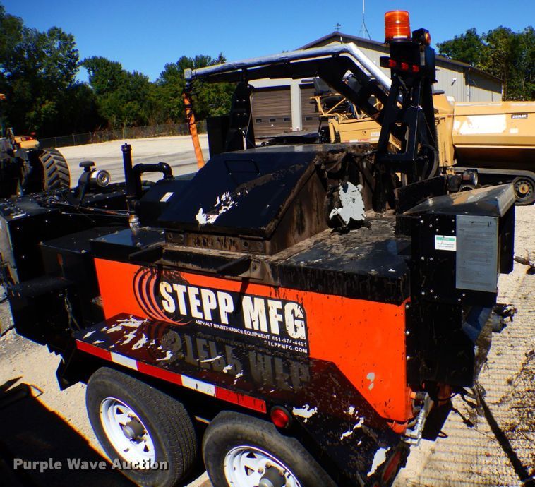 image for item DQ7215 2015 Stepp Manufacturing OJG275  melter applicator