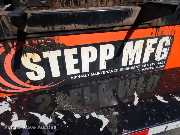 image for item DQ7215 2015 Stepp Manufacturing OJG275  melter applicator