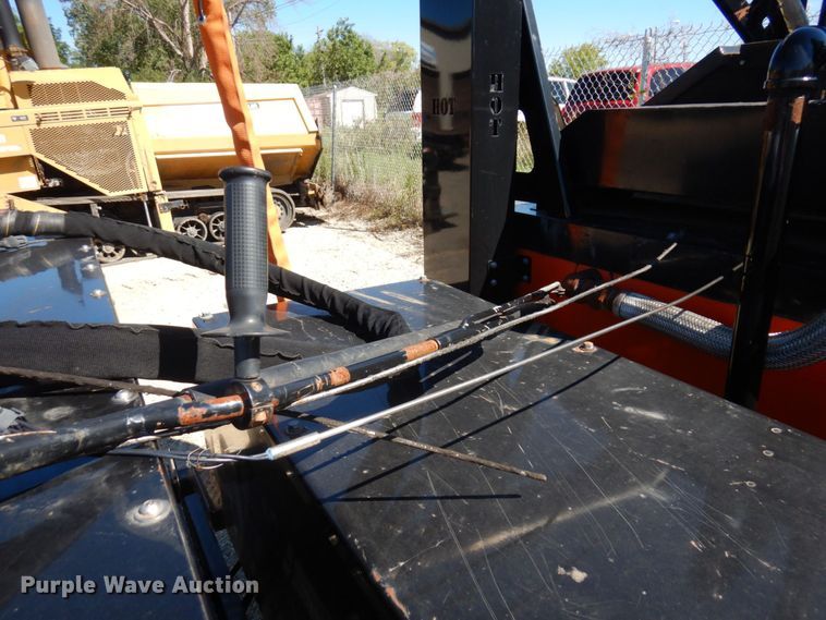 image for item DQ7215 2015 Stepp Manufacturing OJG275  melter applicator