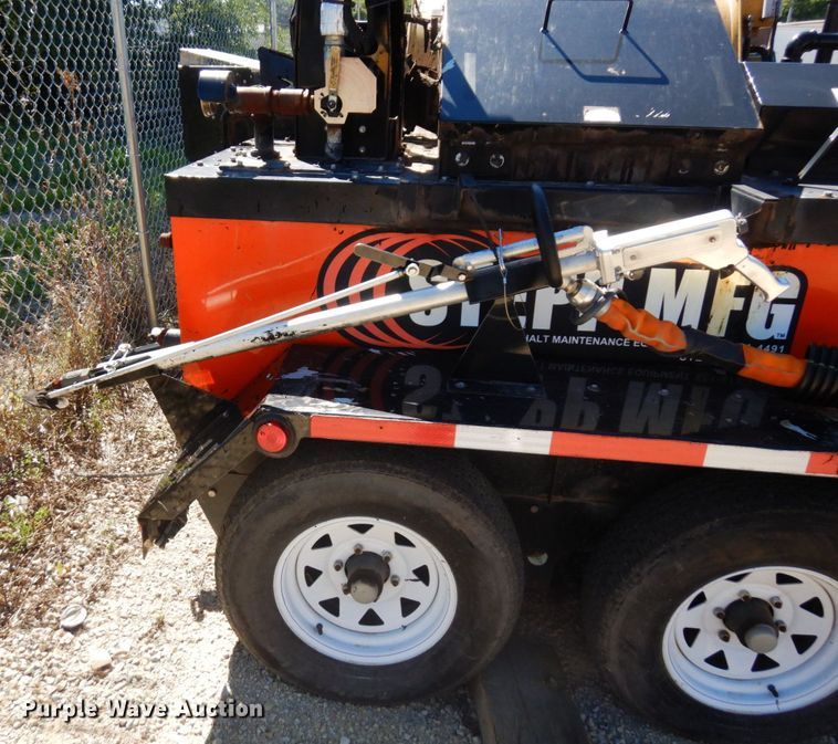 image for item DQ7215 2015 Stepp Manufacturing OJG275  melter applicator