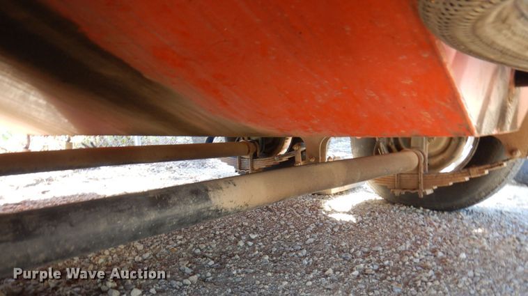 image for item DQ7215 2015 Stepp Manufacturing OJG275  melter applicator