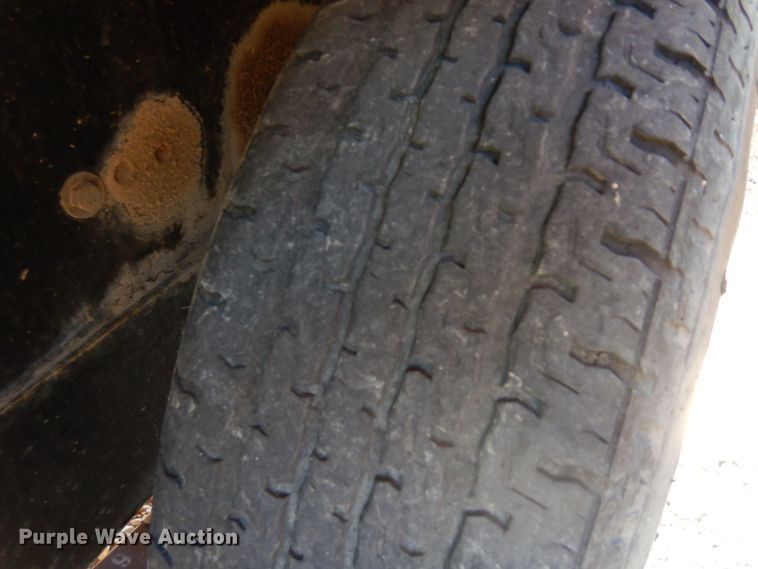 image for item DQ7215 2015 Stepp Manufacturing OJG275  melter applicator