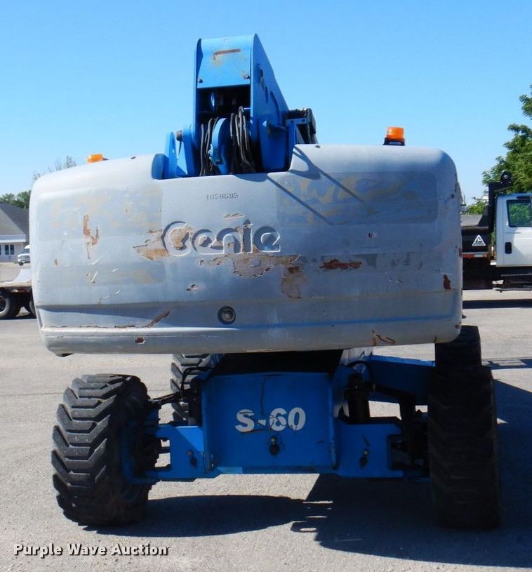 image for item DQ7216 2008 Genie S-60  boom lift