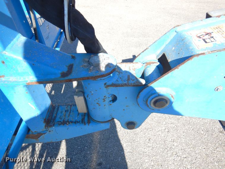 image for item DQ7216 2008 Genie S-60  boom lift