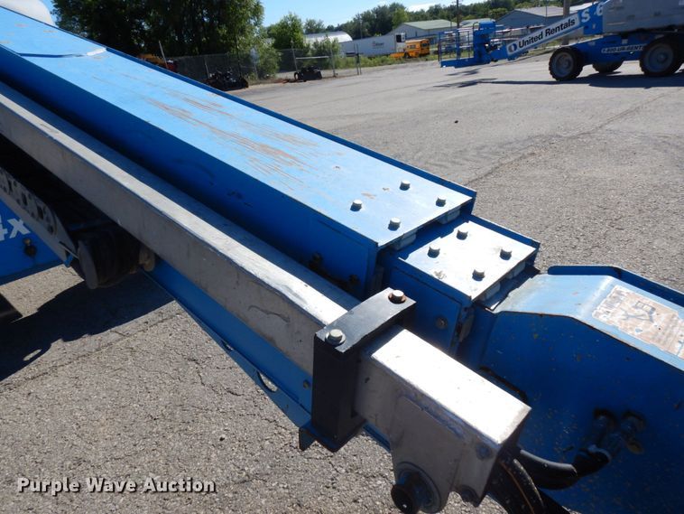 image for item DQ7216 2008 Genie S-60  boom lift