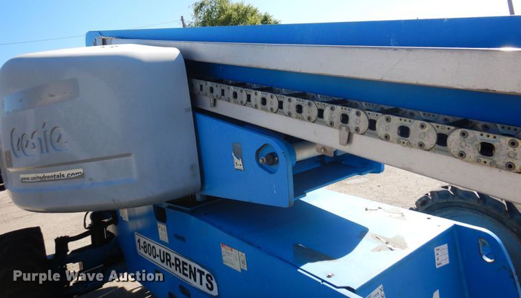 image for item DQ7216 2008 Genie S-60  boom lift