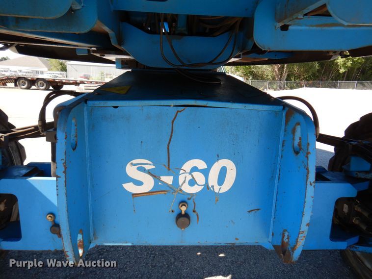 image for item DQ7216 2008 Genie S-60  boom lift