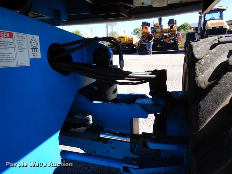 image for item DQ7216 2008 Genie S-60  boom lift