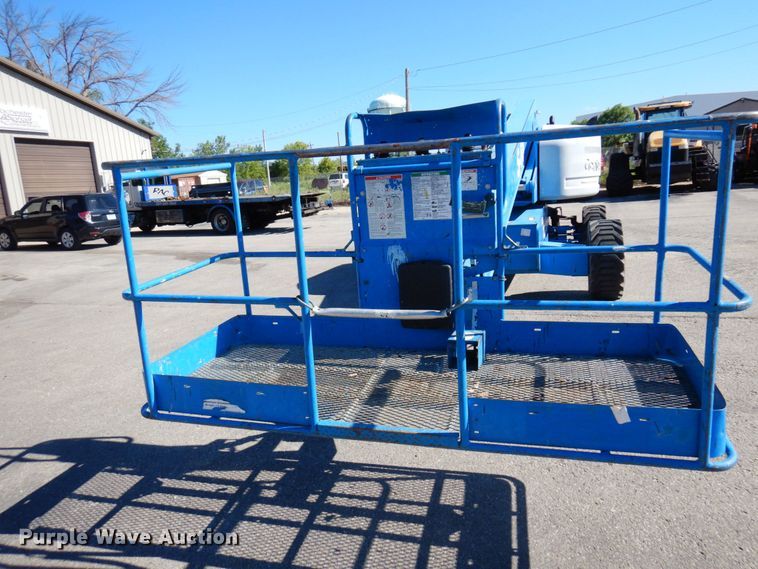 image for item DQ7216 2008 Genie S-60  boom lift