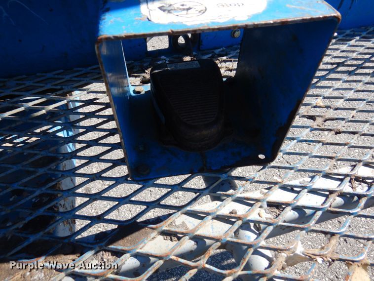 image for item DQ7216 2008 Genie S-60  boom lift