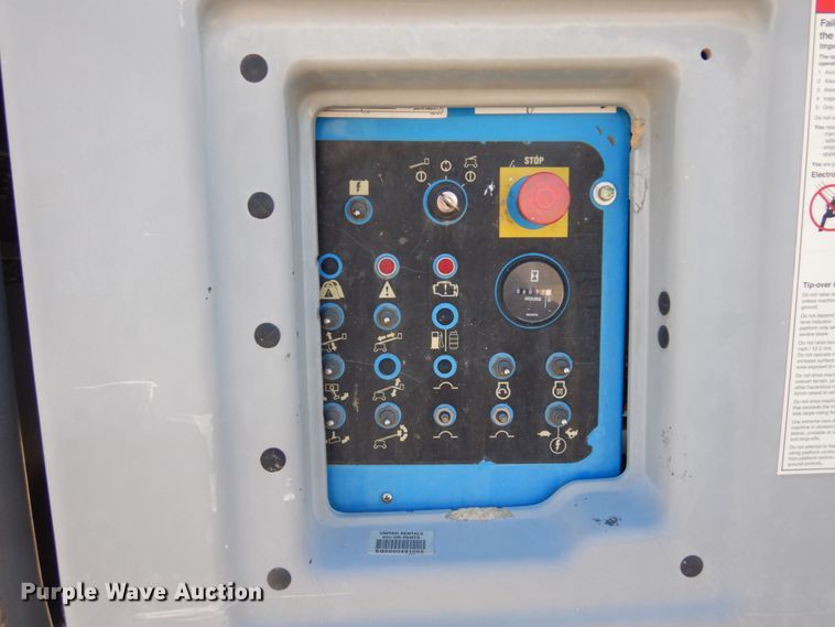 image for item DQ7216 2008 Genie S-60  boom lift