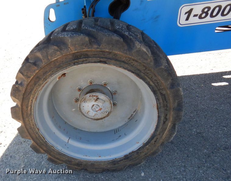 image for item DQ7216 2008 Genie S-60  boom lift