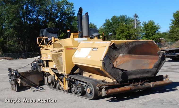 image for item DQ7218 2009 Caterpillar AP1055D  paver