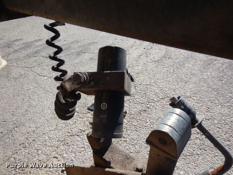 image for item DQ7218 2009 Caterpillar AP1055D  paver