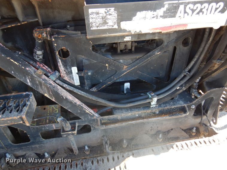 image for item DQ7218 2009 Caterpillar AP1055D  paver