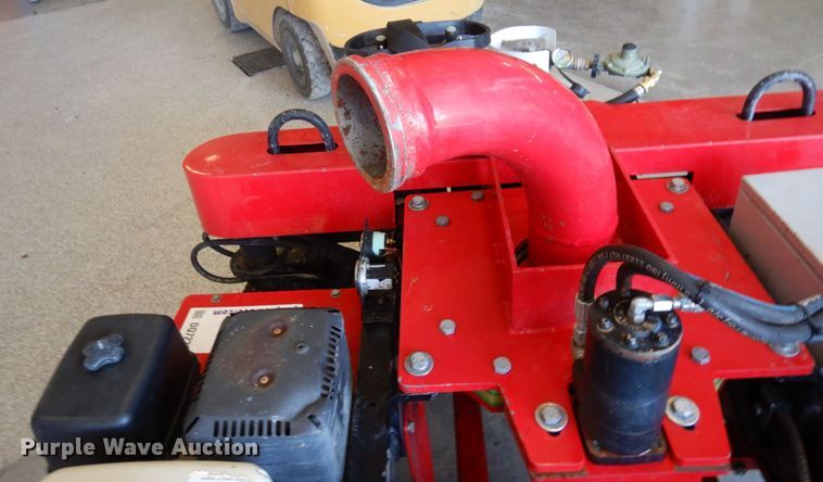 image for item DQ7220 Line Dragon LD100  concrete placer