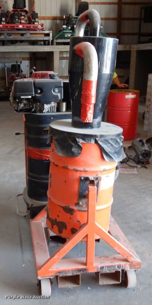 image for item DQ7222 Husqvarna Soff-Cut V-1000  dust collector