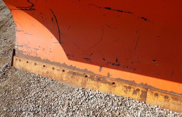 image for item DQ7229 2010 Wausau R4512  snow plow