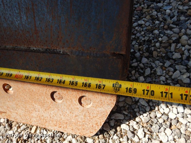 image for item DQ7231 Wausau R4514H  snow plow