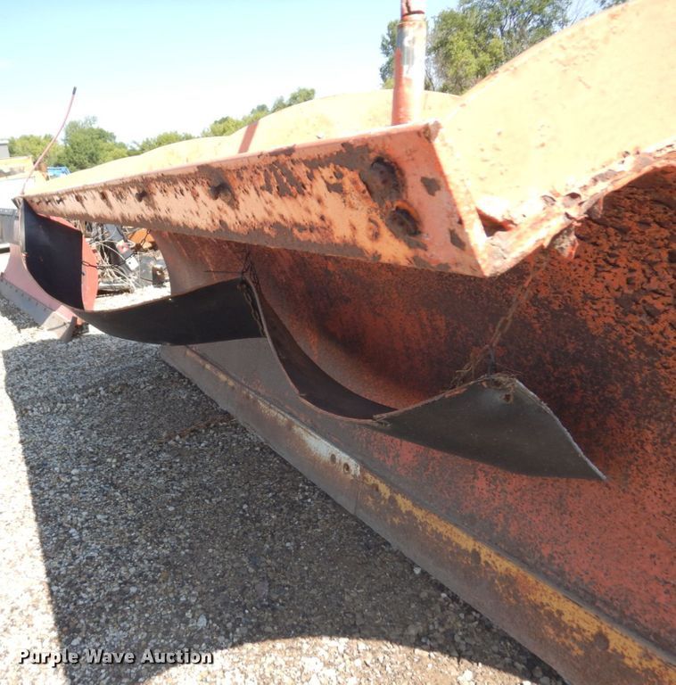 image for item DQ7232 Henderson  snow plow